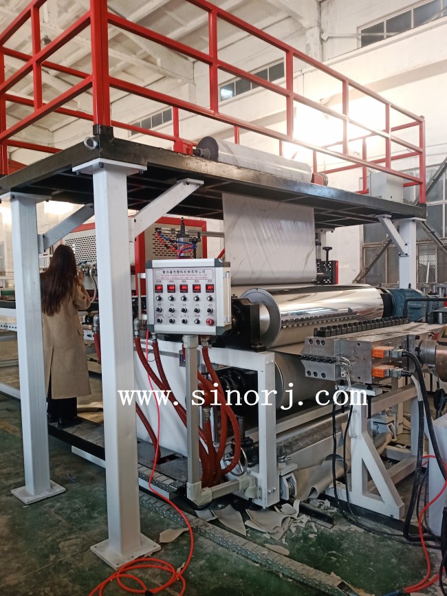 各種設(shè)備工廠試機(jī)中。。。UV板生產(chǎn)線、門板生產(chǎn)線、格柵板生產(chǎn)線、木飾面生產(chǎn)線。。。。。。